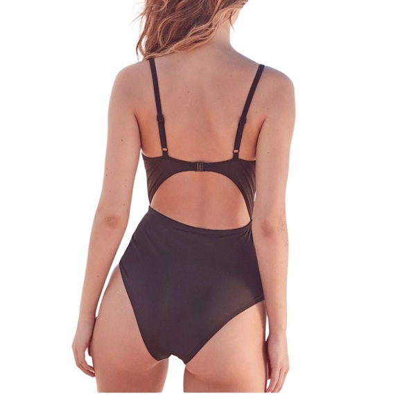 Urban Outfitters Cutout One Piece Swimsuit - Picture 2 of 4